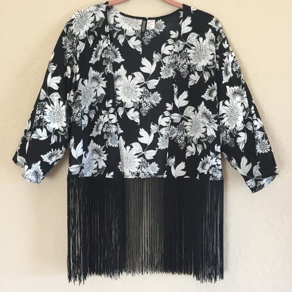H&M Dividend Open Style Kimono with Fringe Sz S - Picture 1 of 3